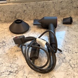 Dyson hair dryer, like new